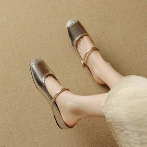 Dép nữ đế dày nửa trượt bên ngoài có tăng chiều cao bên trong mũi giày