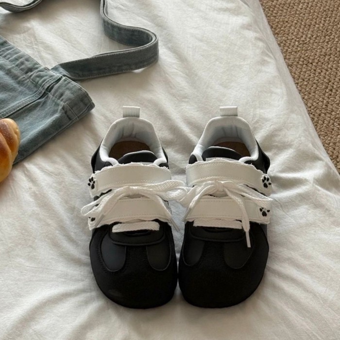 Giày Huấn Luyện Đạo Đức Móng Vuốt Mèo Cho Nữ Xuân Hè Velcro Đa Năng Sinh Viên Hàng Ngày Đế Bằng Già