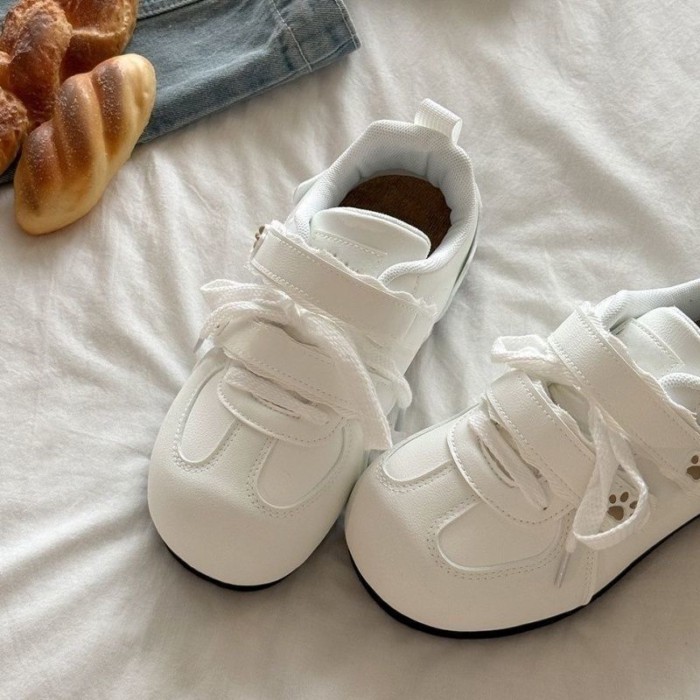 Giày Huấn Luyện Đạo Đức Móng Vuốt Mèo Cho Nữ Xuân Hè Velcro Đa Năng Sinh Viên Hàng Ngày Đế Bằng Già