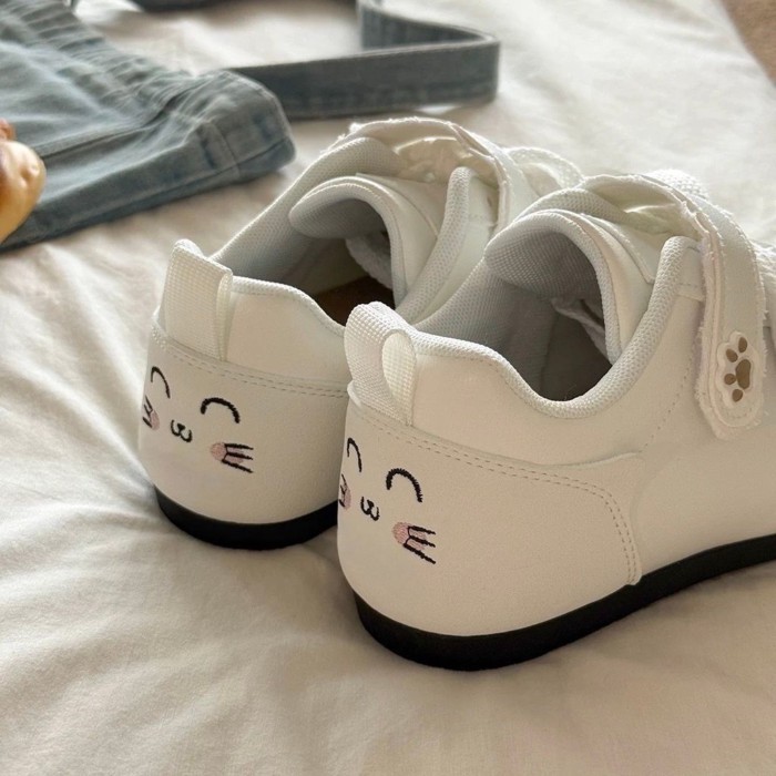 Giày Huấn Luyện Đạo Đức Móng Vuốt Mèo Cho Nữ Xuân Hè Velcro Đa Năng Sinh Viên Hàng Ngày Đế Bằng Già