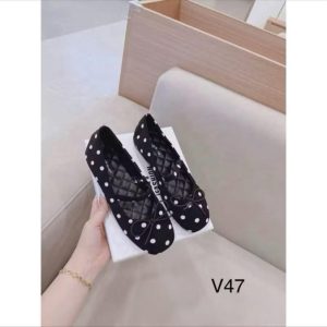 Giày bệt mũi tròn búp bê quai ngang chấm bi đen trắng (4)