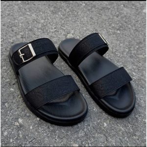 Mẫu dép lê nam quai ngang 2 cầu. quai da 2 lớp. Thiết kế đơn giản phù hợp với mọi trang phục